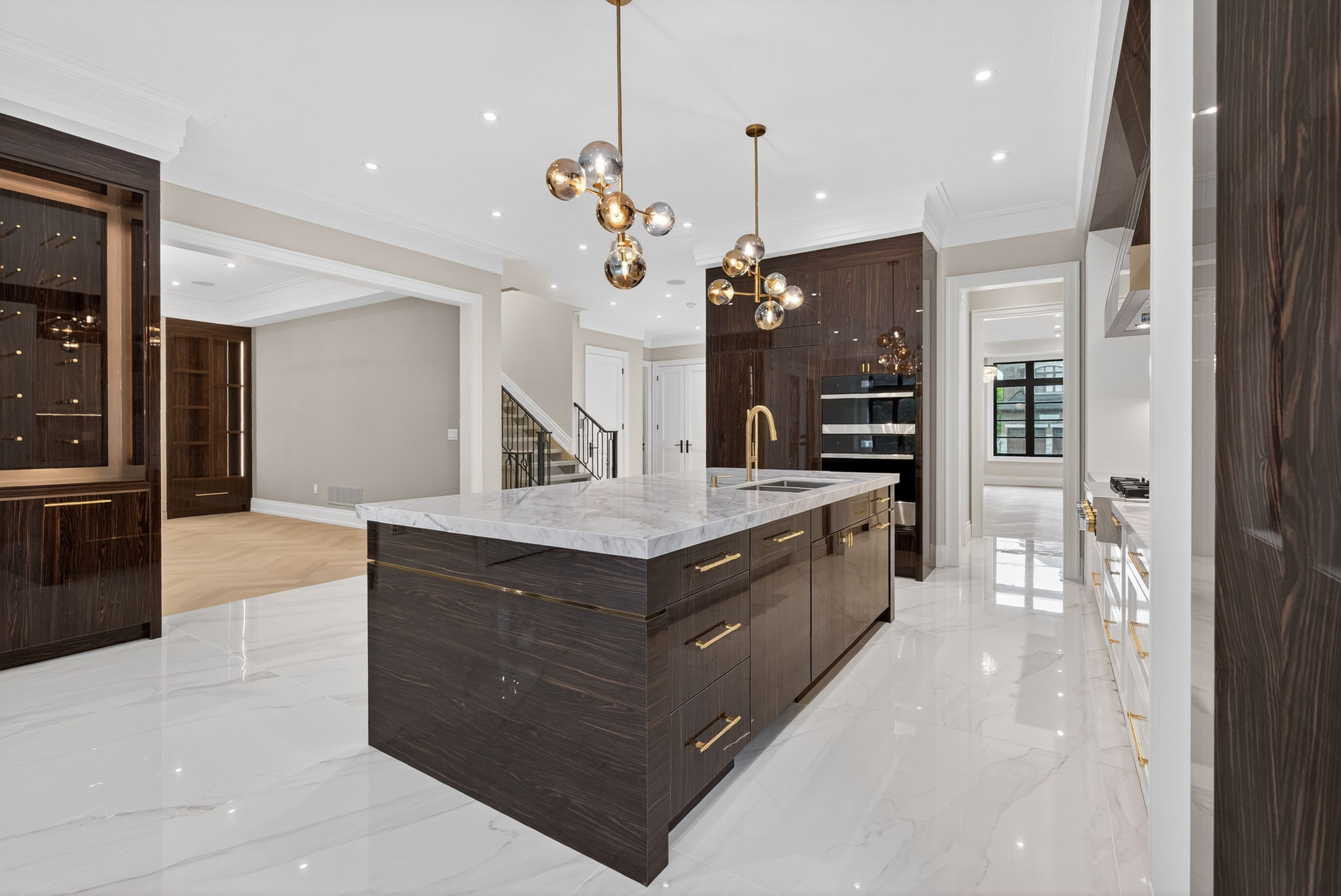 174 Marsi Rd Richmond Hill, ON L4C 5S8
