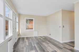 N Sunset Dr-S2409-009.jpg