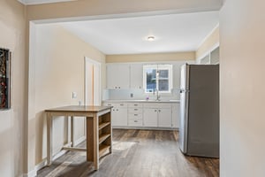 N Sunset Dr-S2409-016.jpg