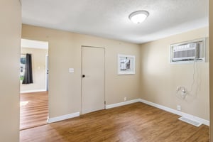 Yonker St-S0307-022.jpg