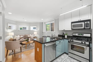 Bright Open Floor Plan