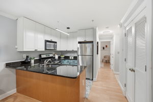 Updated Kitchen w/ Stainless Steel Appliances