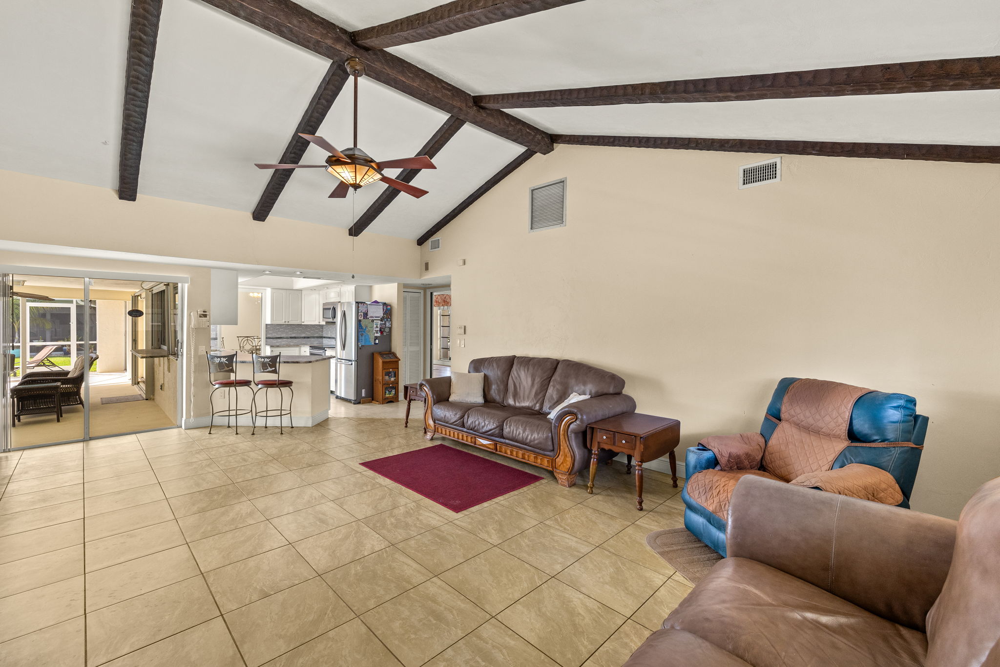 Family Room 3 of 4