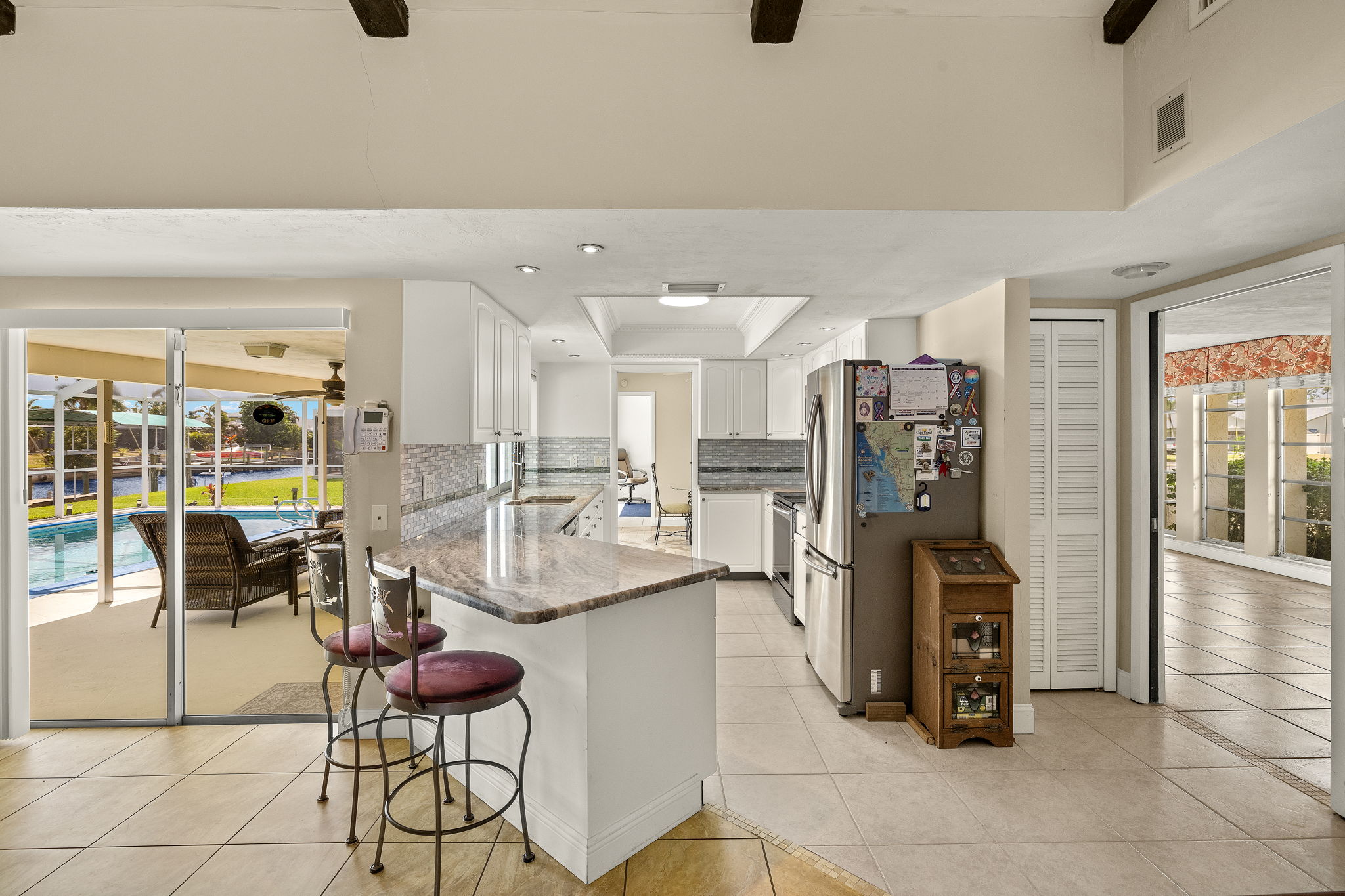Breakfast Bar
