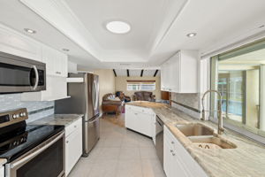 Kitchen 4 of 4