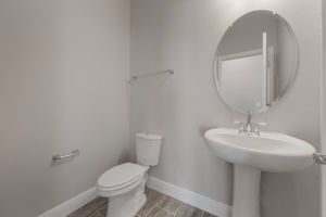  Photo 40