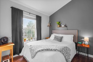 29. Upper bedroom.jpg