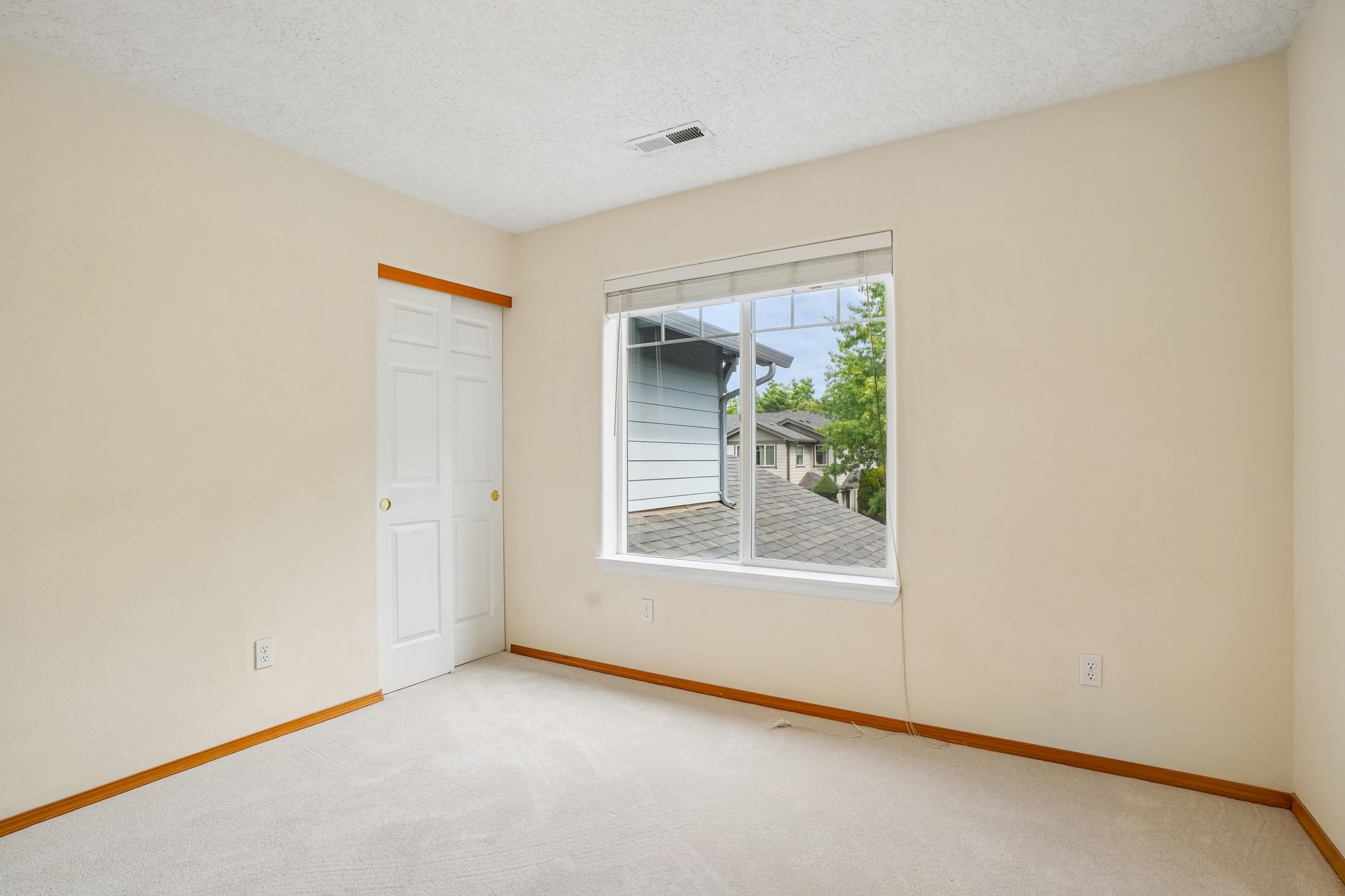 SE 24th St-S1706-035.jpg