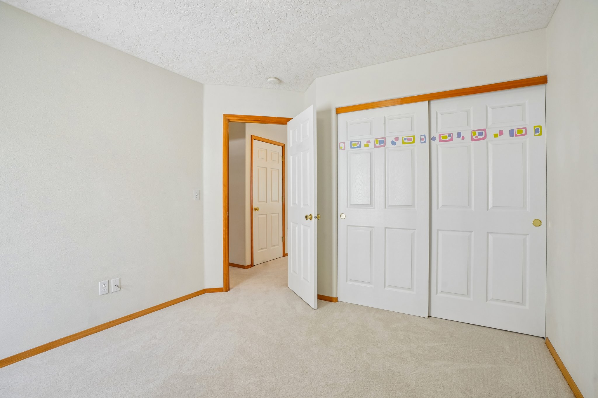 SE 24th St-S1706-037.jpg