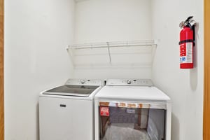 SE 24th St-S1706-028.jpg