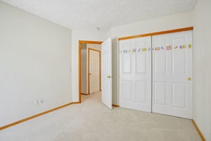 SE 24th St-S1706-037.jpg