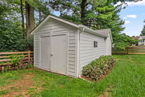  Photo 44