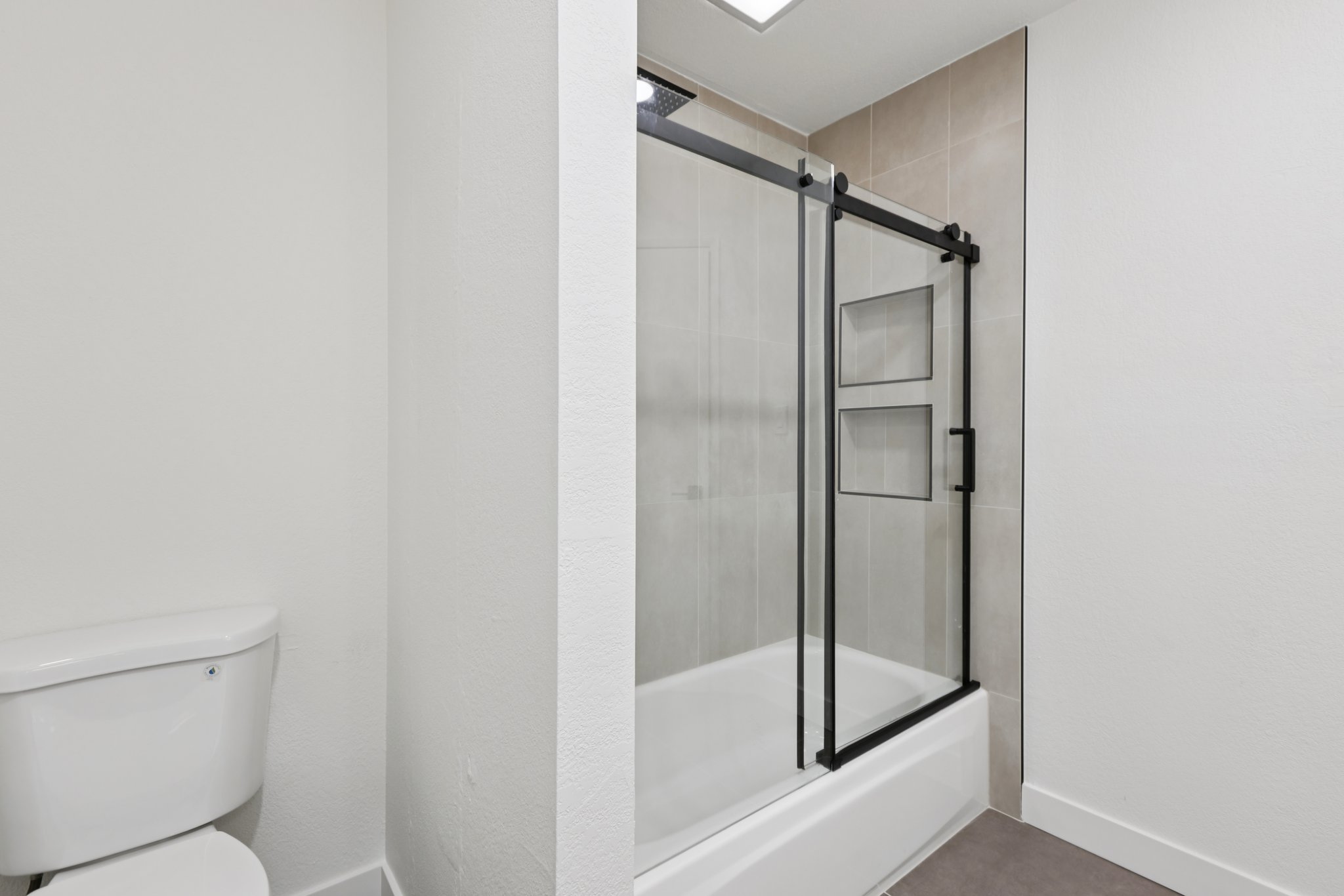 Abington Ct-L0308-033.jpg