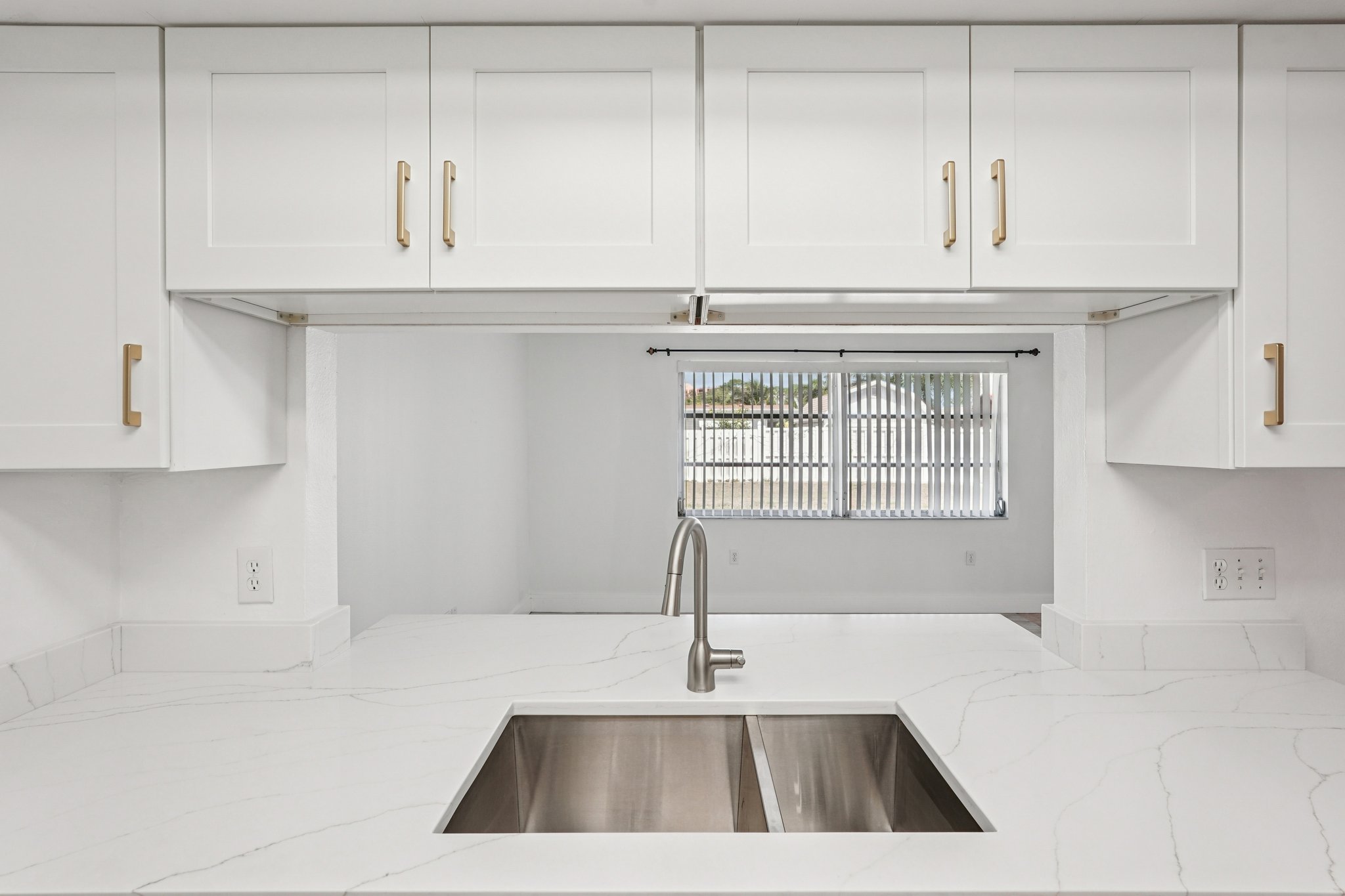 Bayonne St-S0603-013.jpg