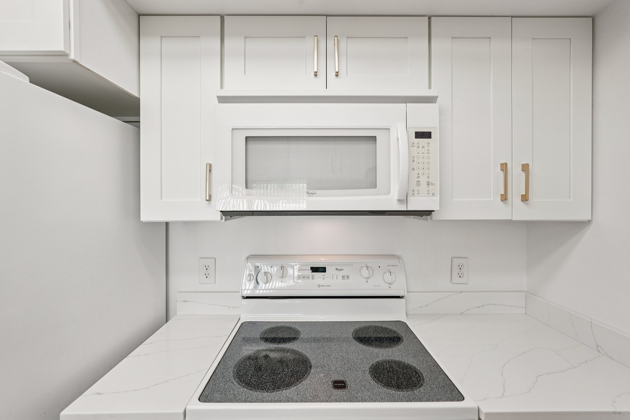 Bayonne St-S0603-014.jpg