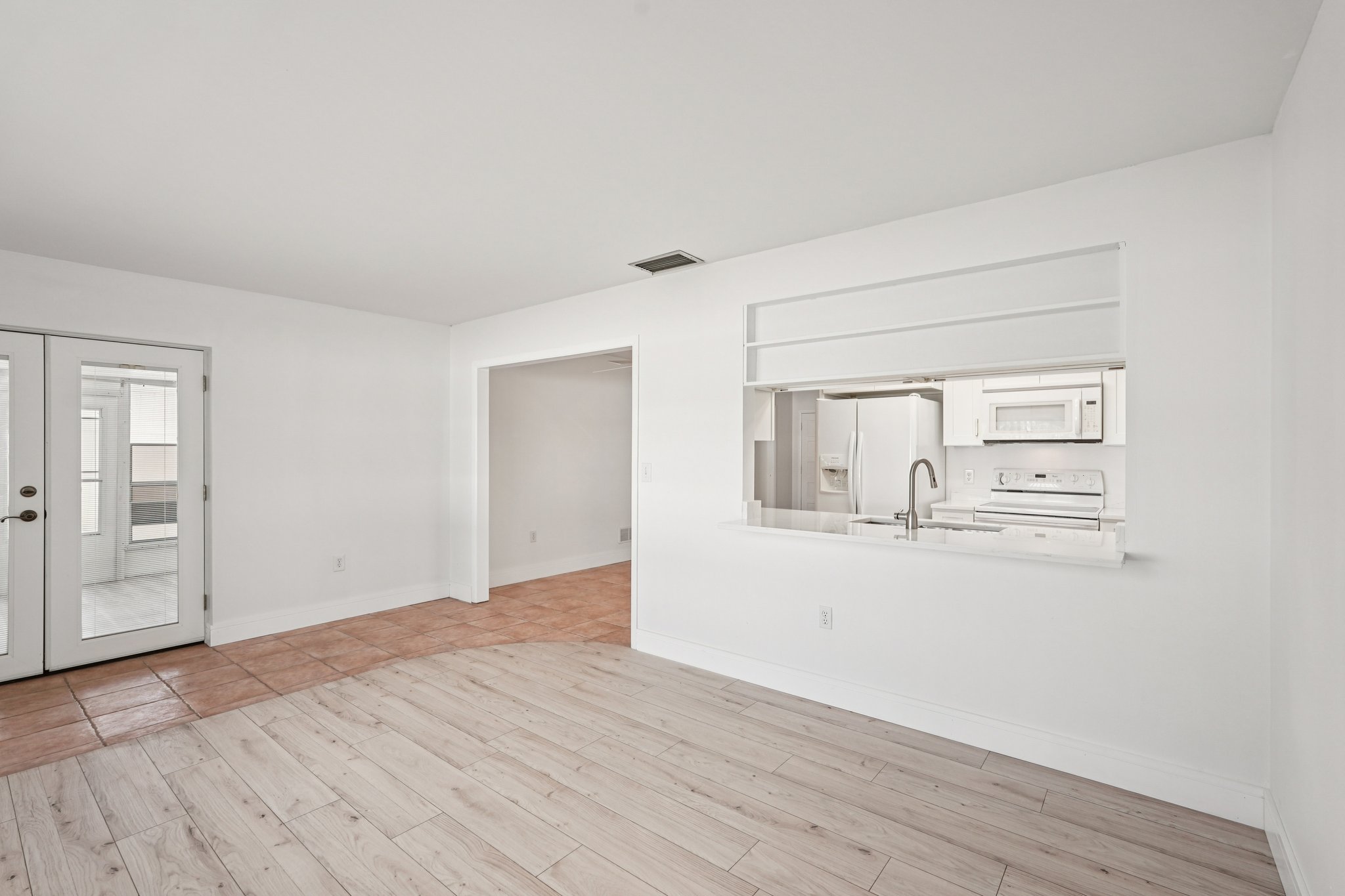 Bayonne St-S0603-023.jpg