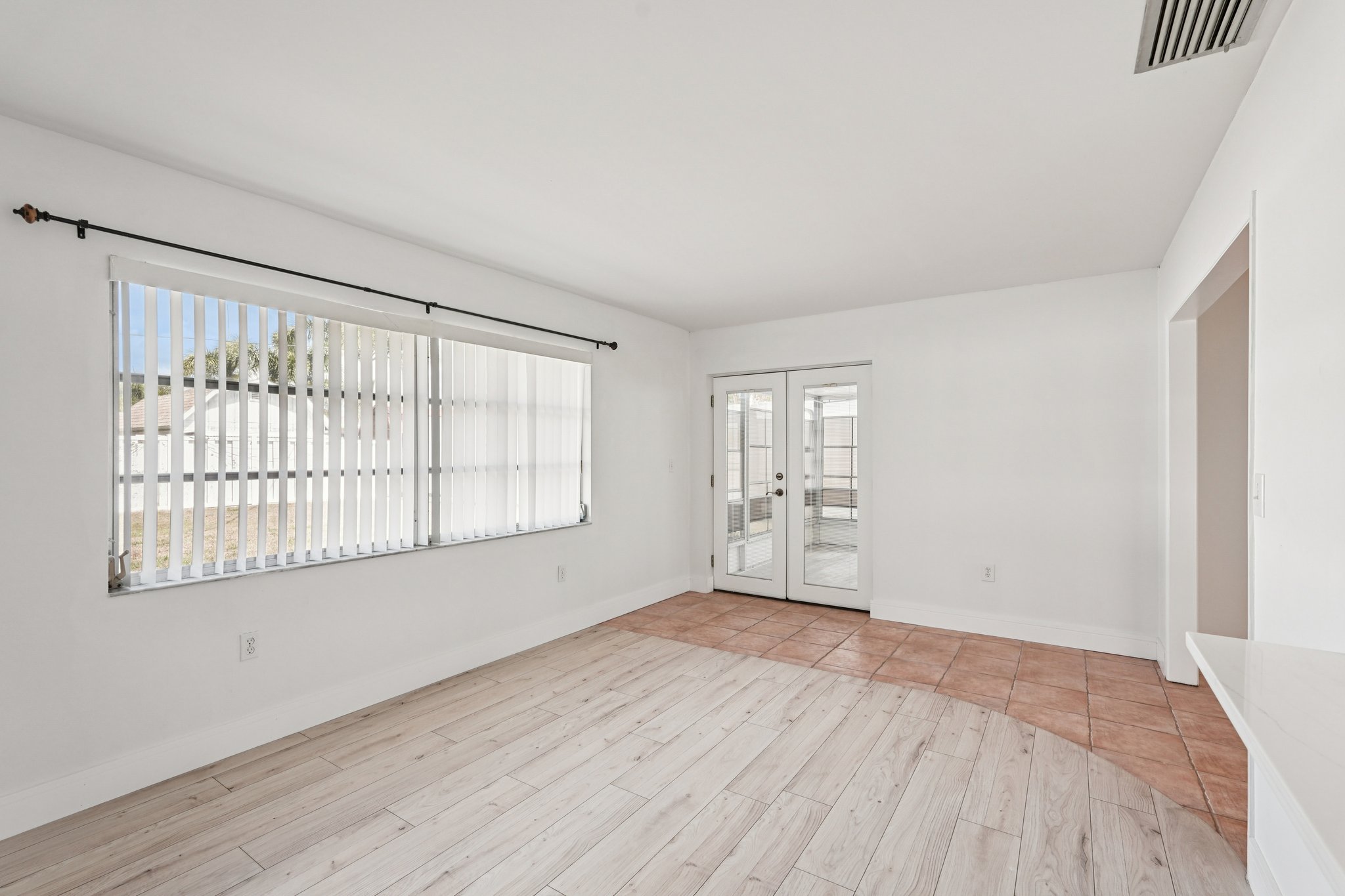 Bayonne St-S0603-024.jpg