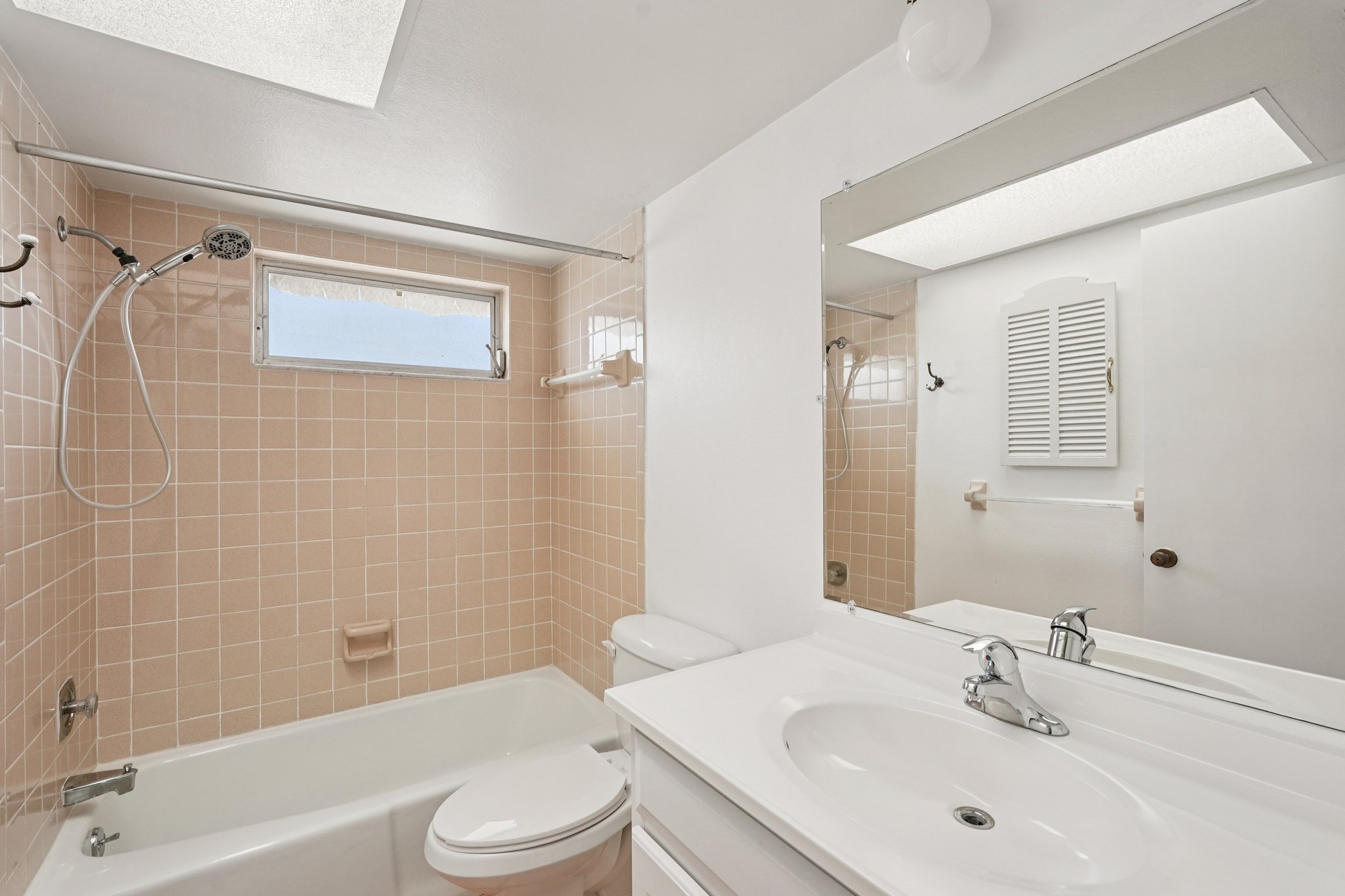 Bayonne St-S0603-035.jpg