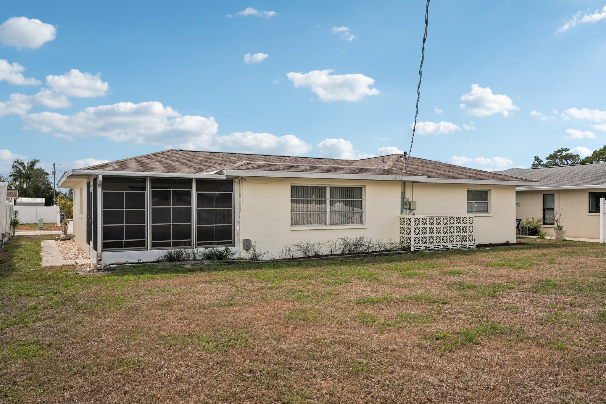 Bayonne St-S0603-037.jpg