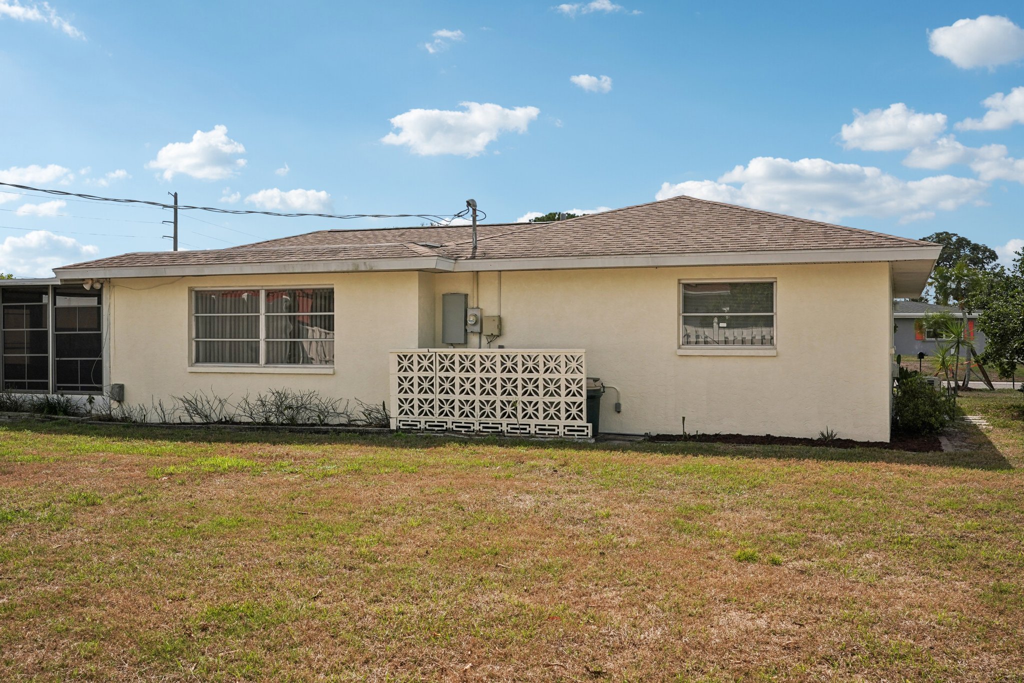 Bayonne St-S0603-039.jpg