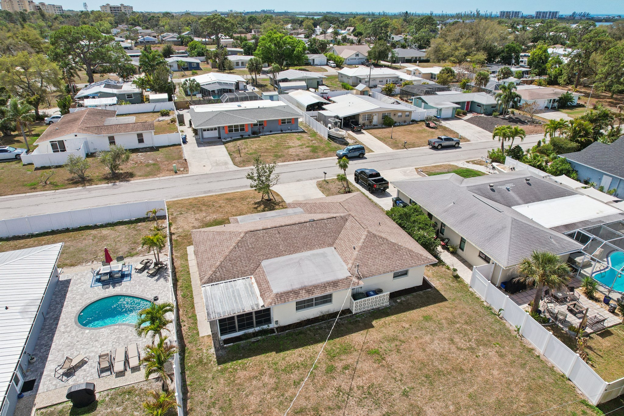 Bayonne St-S0603-051.jpg