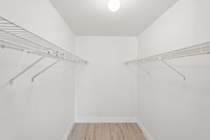 Bayonne St-S0603-019.jpg