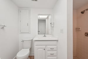 Bayonne St-S0603-031.jpg