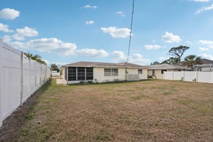 Bayonne St-S0603-038.jpg