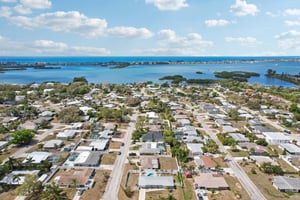 Bayonne St-S0603-047.jpg