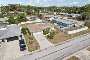 Bayonne St-S0603-054.jpg