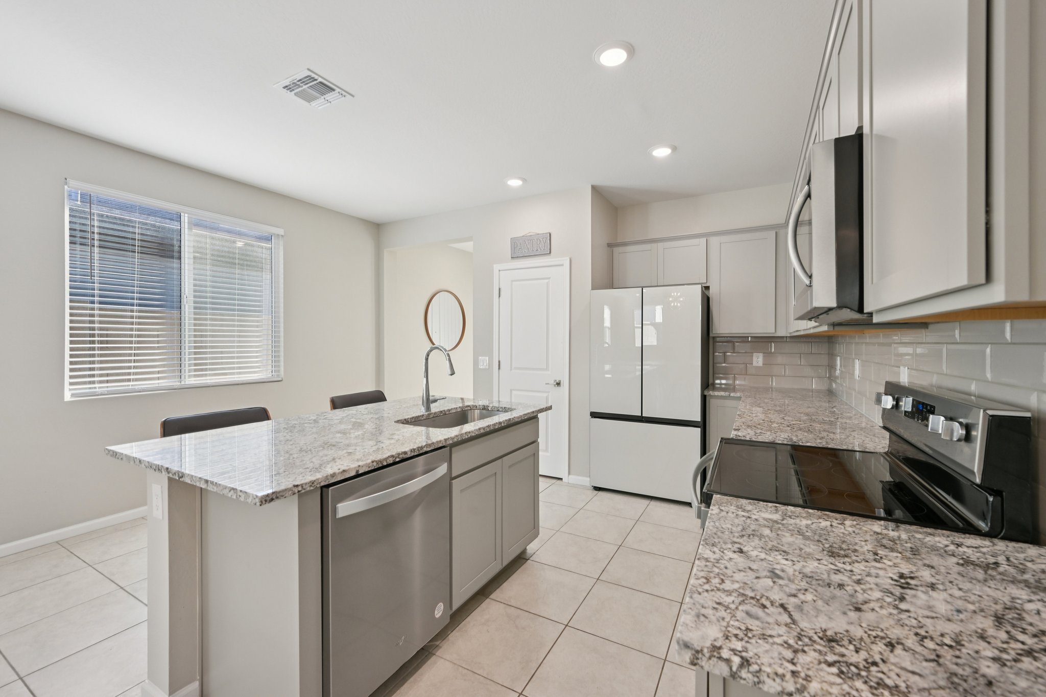 W Via De Luna Dr-S1701-018.jpg