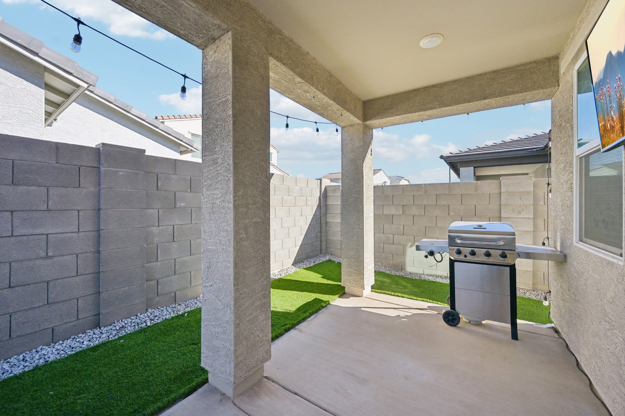 W Via De Luna Dr-S1701-034.jpg