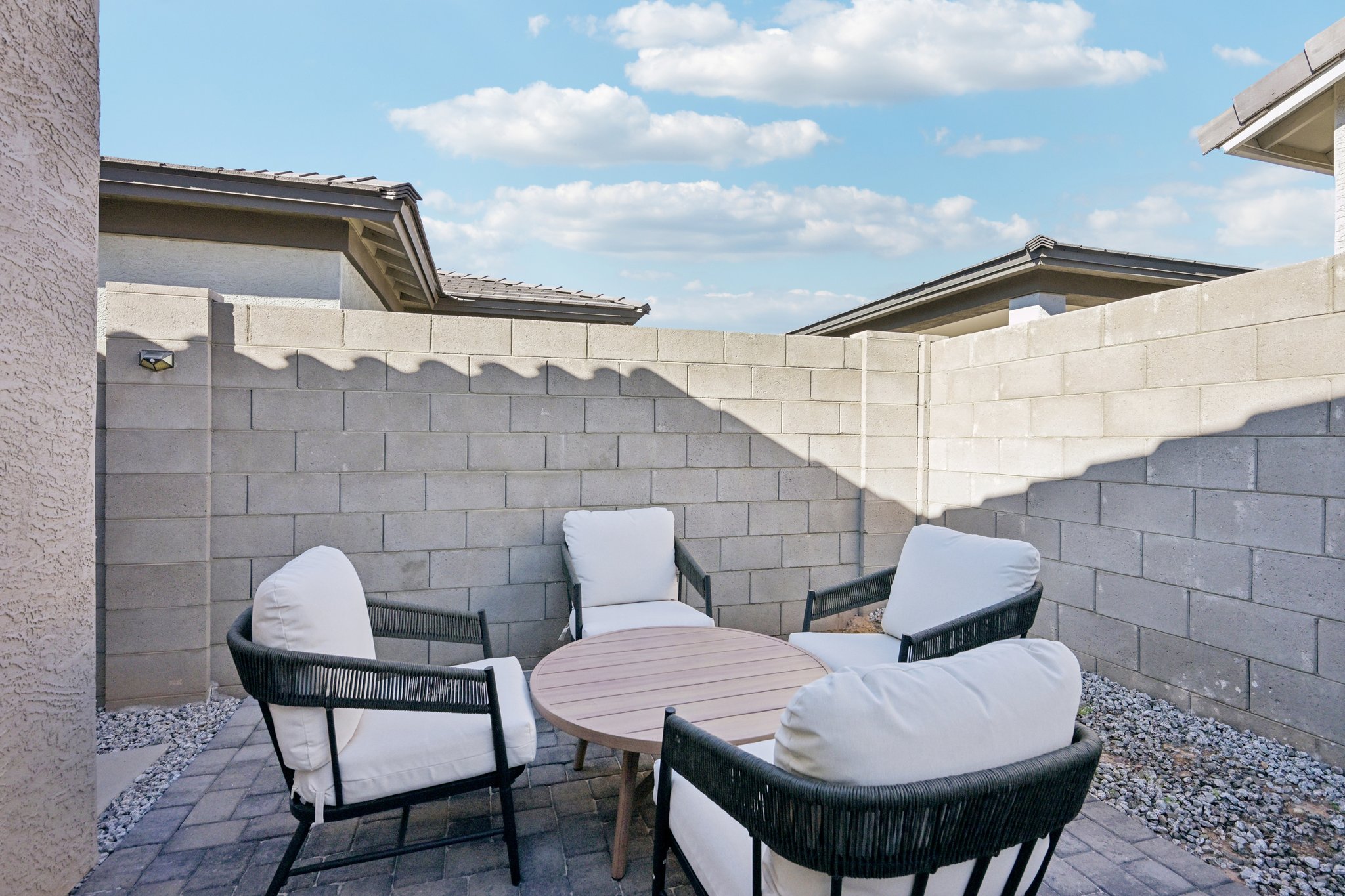W Via De Luna Dr-S1701-037.jpg