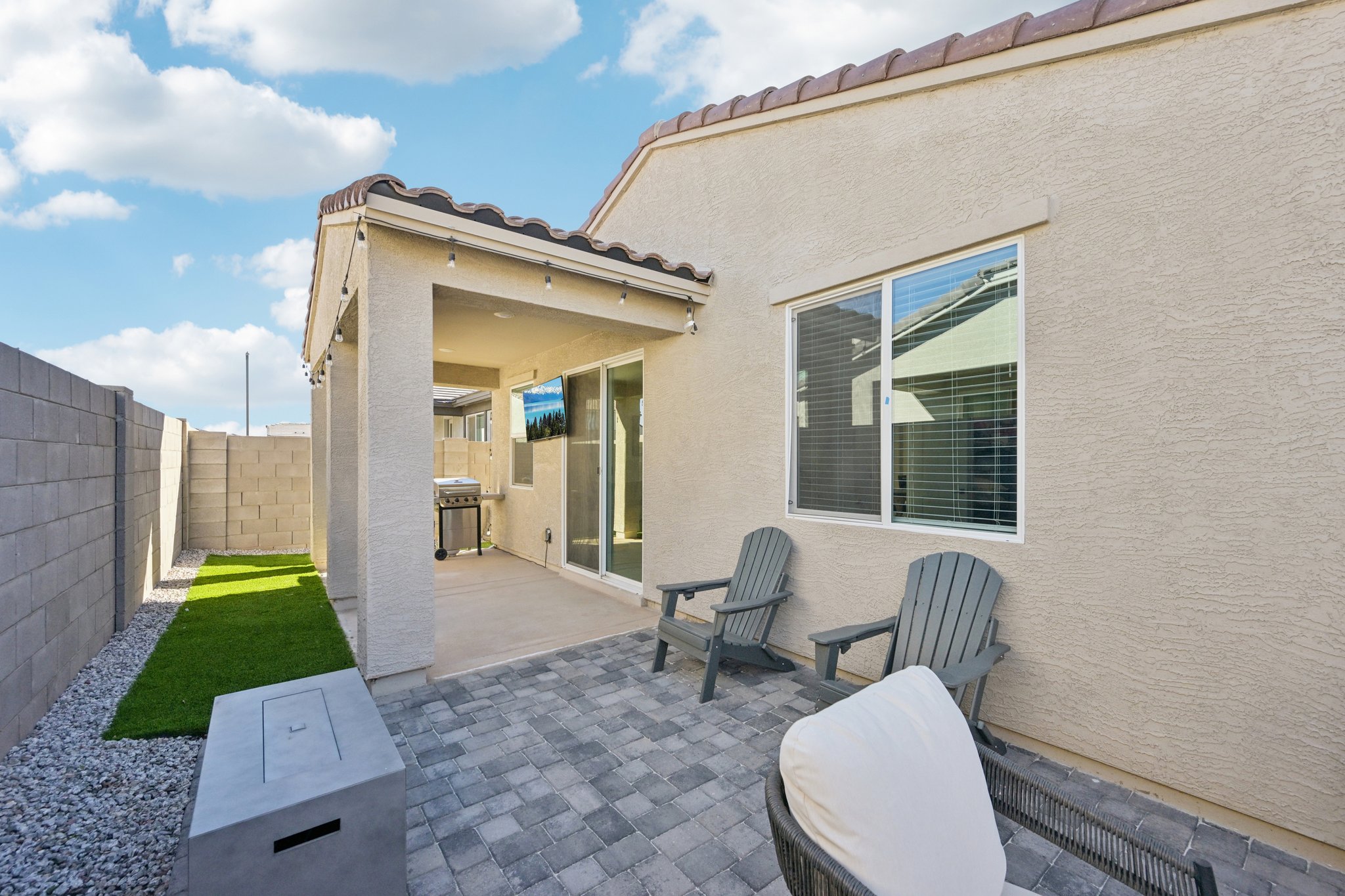 W Via De Luna Dr-S1701-038.jpg
