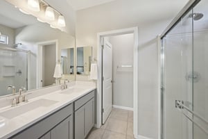 W Via De Luna Dr-S1701-026.jpg