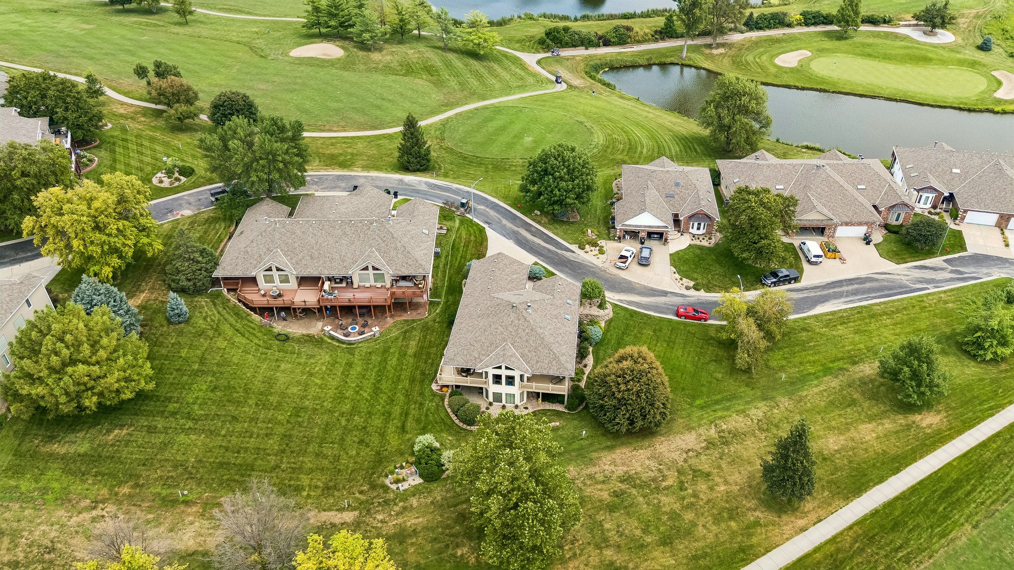 9537 - 17419 Riviera Dr - 013.jpg
