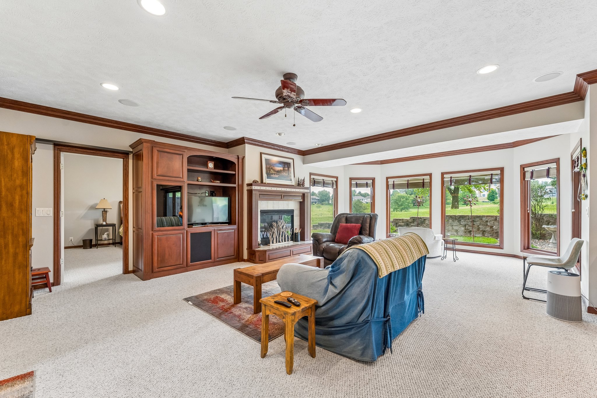 17419 Riviera Dr_011.jpg