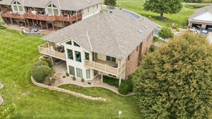 9537 - 17419 Riviera Dr - 009.jpg
