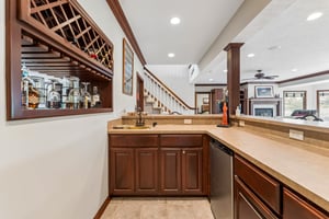 17419 Riviera Dr_015.jpg