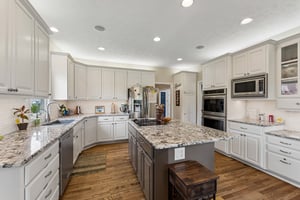 17419 Riviera Dr_017.jpg
