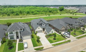 Photo 0