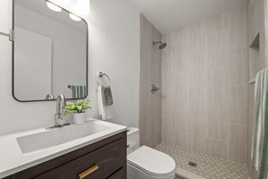 Upstairs Bath 1