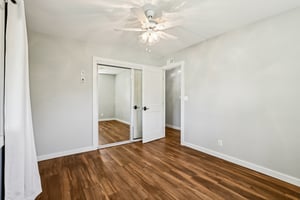 Bonaire Way-S1404-019.jpg