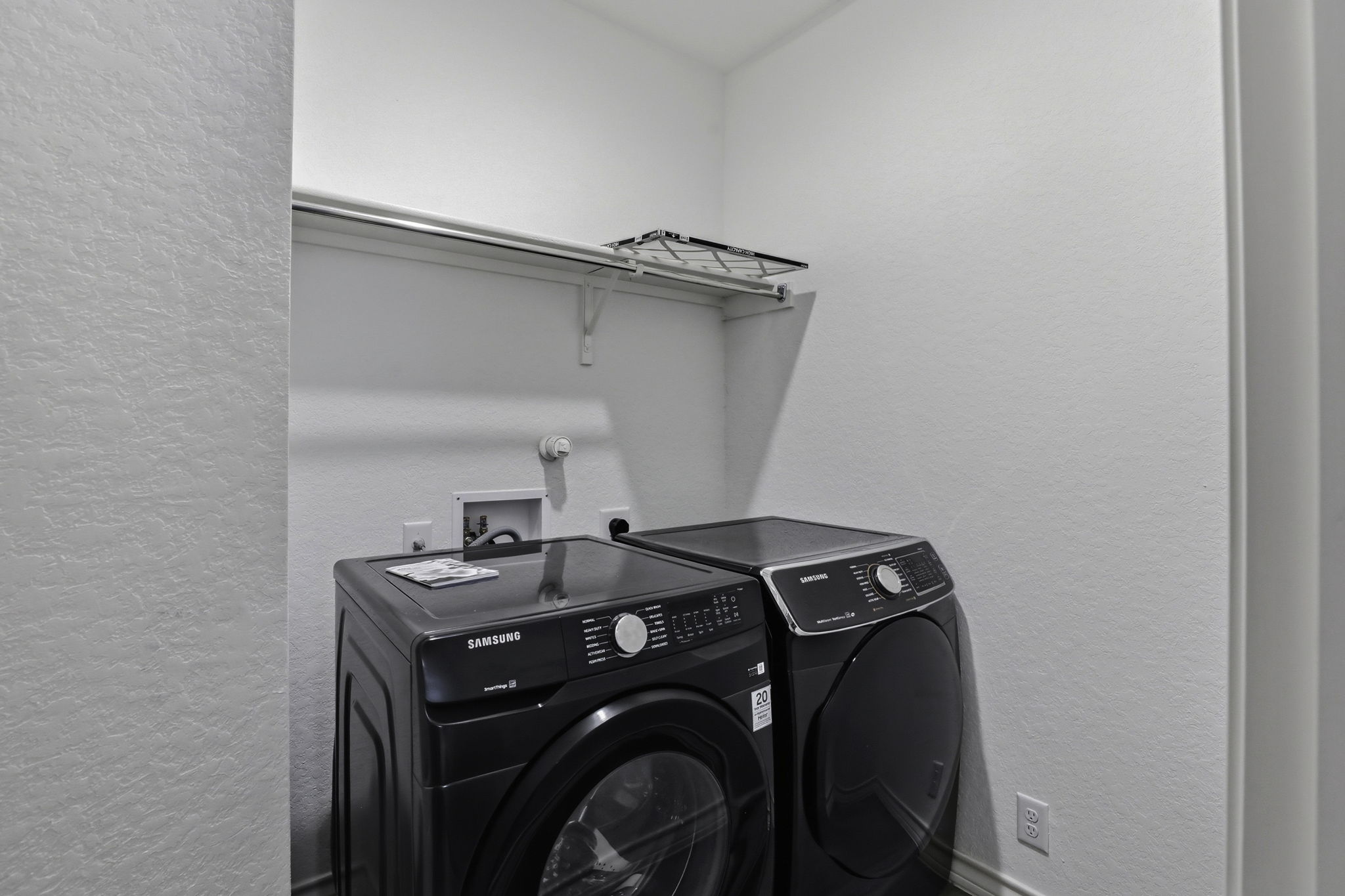  Photo 35