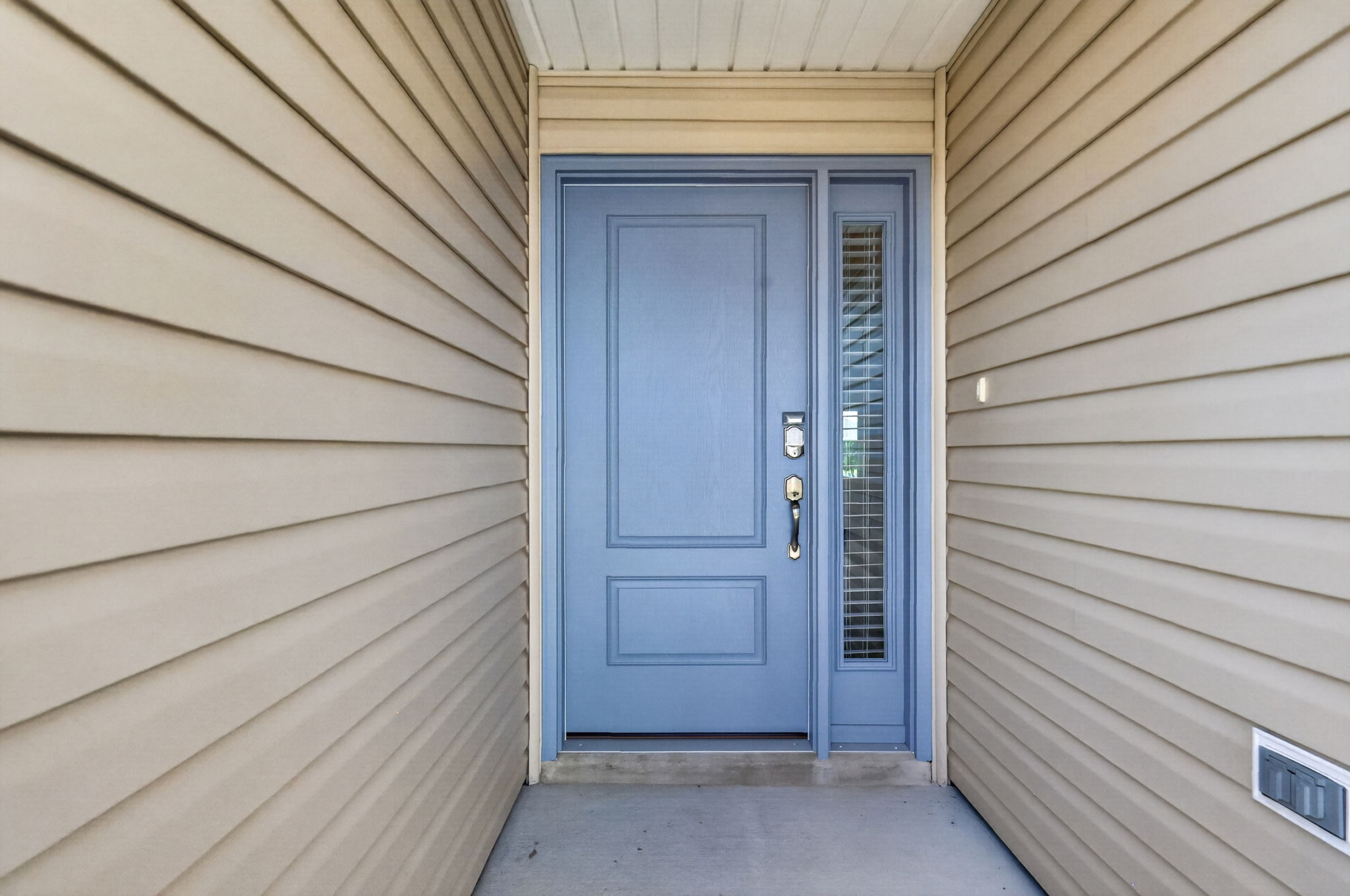 Front Screened Entry Vestibule