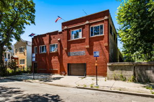 1742 N Mozart St_003