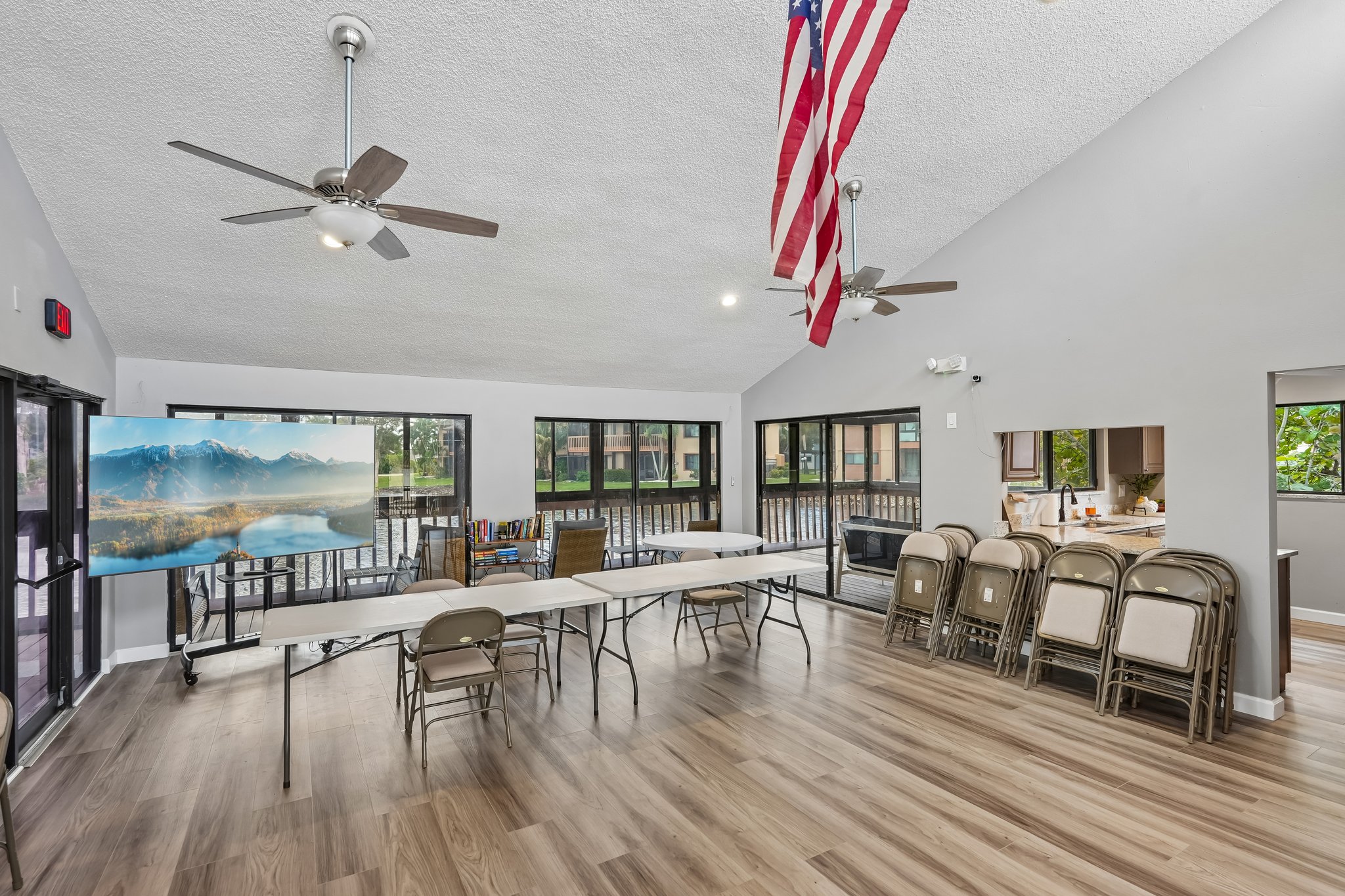 Birchwood Ln 5-2609-904.jpg