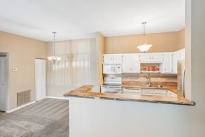 Birchwood Ln 5-S2609-013.jpg