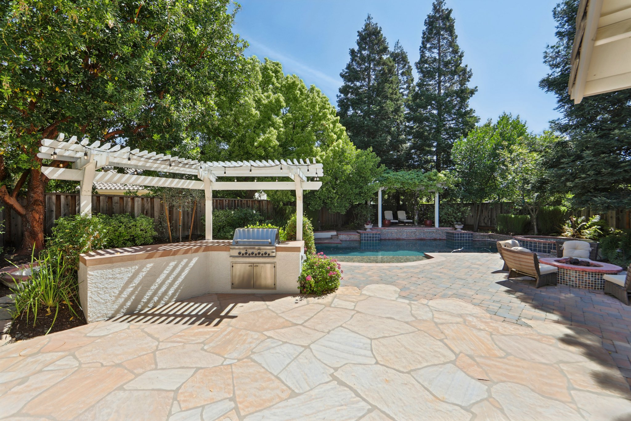 Alisa Ct-S0904-045.jpg