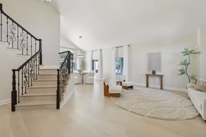 Alisa Ct-S0904-006.jpg